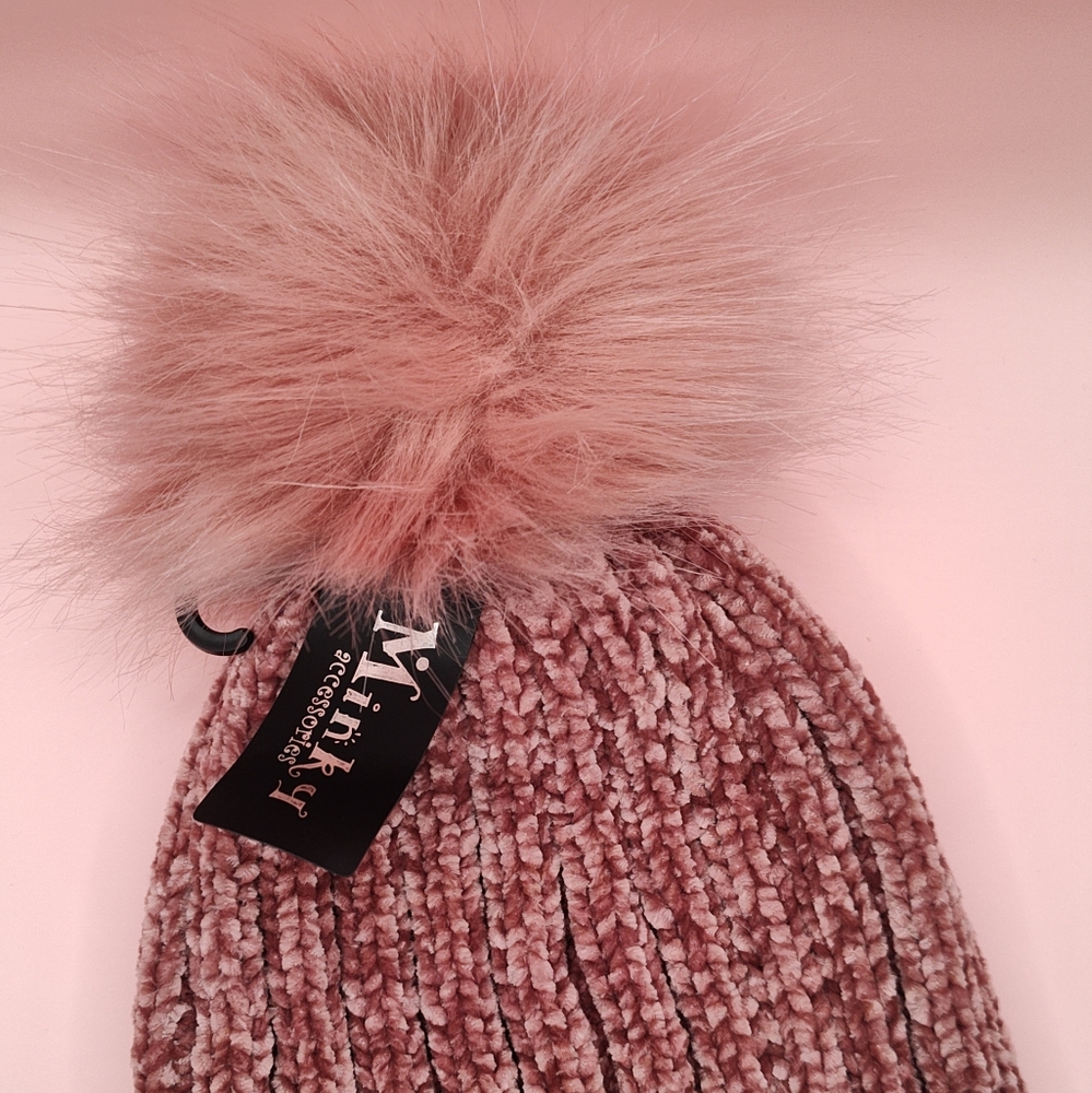 Minky NWT Pink Knit Beanie with Pom Pom - Picture 2 of 5
